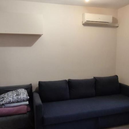 Apartment In The Center Varna Exterior foto